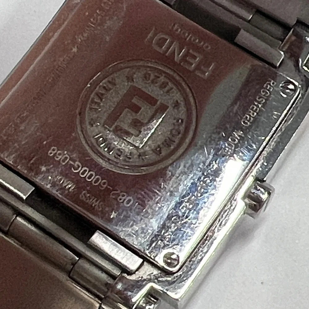 Fendi Quadro 6000G Stainless Steel Bracelet Wristwatch Black Dial Roman Numerals
